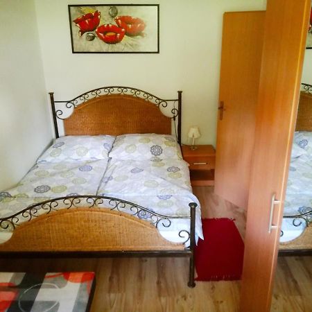 Apartman C. 8 Skalka ドノヴァリ エクステリア 写真