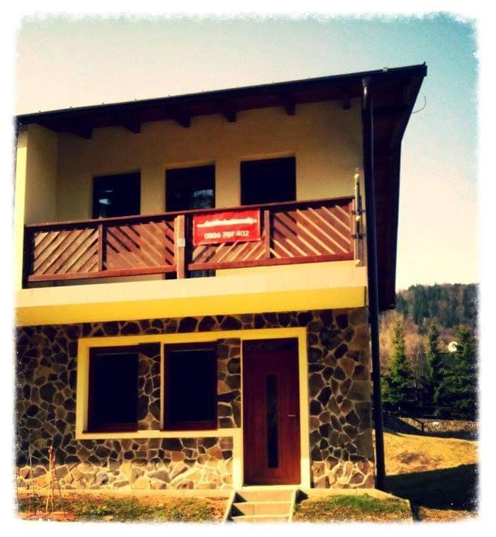 Apartman C. 8 Skalka ドノヴァリ エクステリア 写真
