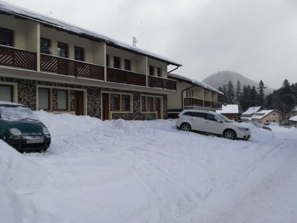 Apartman C. 8 Skalka ドノヴァリ エクステリア 写真